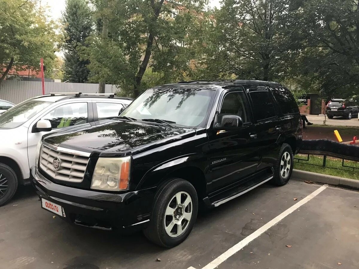 Cadillac Escalade II