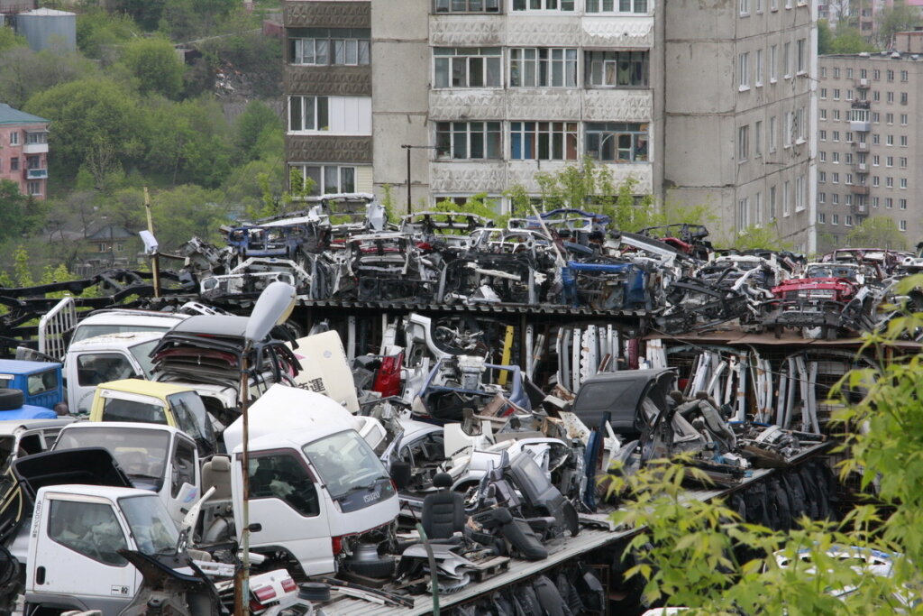 Разборки в городе. Японские авторазборки. Авторазборка Владивосток. Авторазборки в Японии. Авторазборки в Приморье.