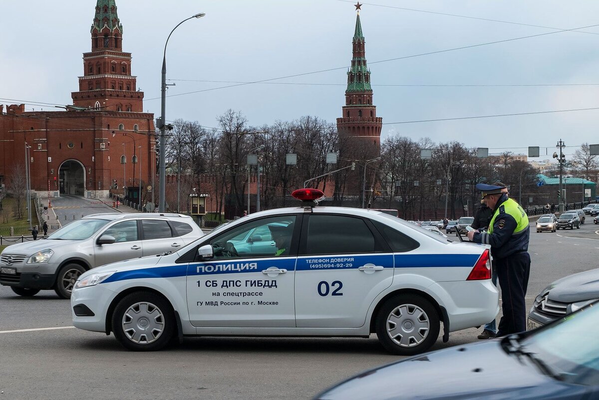 Номер полиции в москве