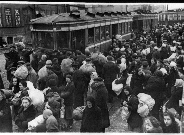 Москва. 16.10.1941 г. "Бегство москвичей"