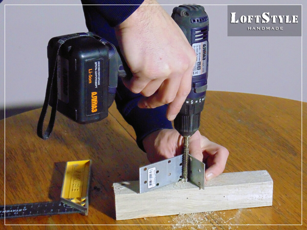 кондуктор для сверления wolfcraft 4685000. угловое приспособление для сверления под углом по металлу. угловой адаптер wolfcraft для сменных торцевых головок. кондуктор для шкантов kwb. как просверлить под 90 градусов.