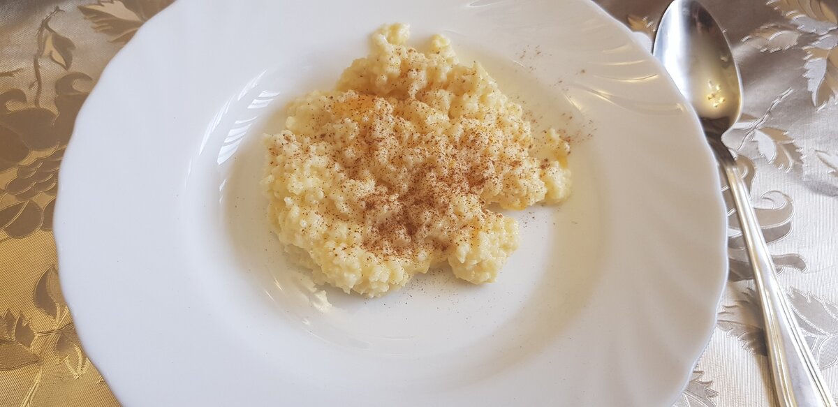 Пшенная каша, приправленная корицей, вкусна и полезна