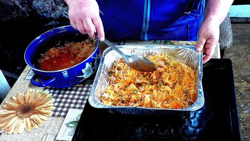 Солянка с куриными бедрышками и адыгейским сыром