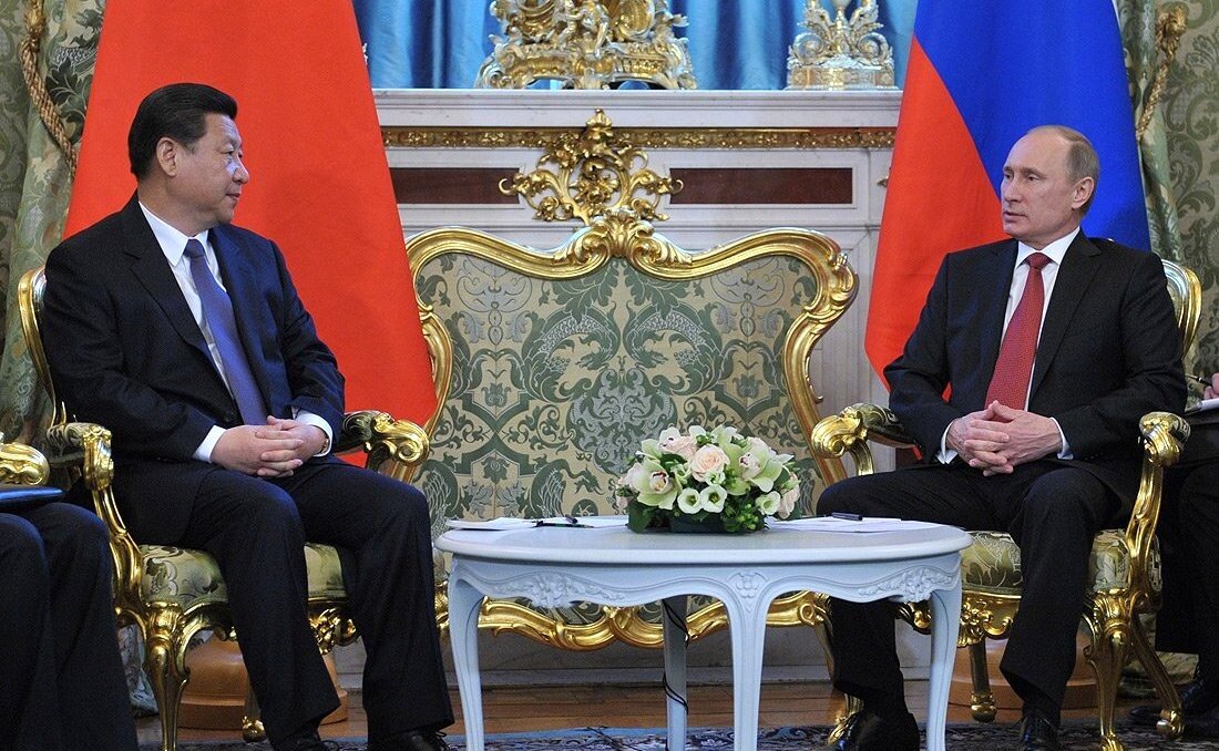 © kremlin.ru / CC BY 4.0 (Российско-китайские переговоры, где обсуждался и проект будущей НПЗ, 22.03.2013)