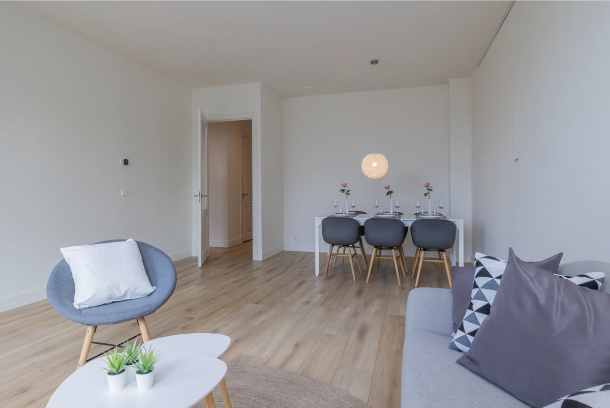 Интерьер голландских квартир отличает минимализм. Листайте фото, чтобы увидеть еще одну картинку / https://www.funda.nl