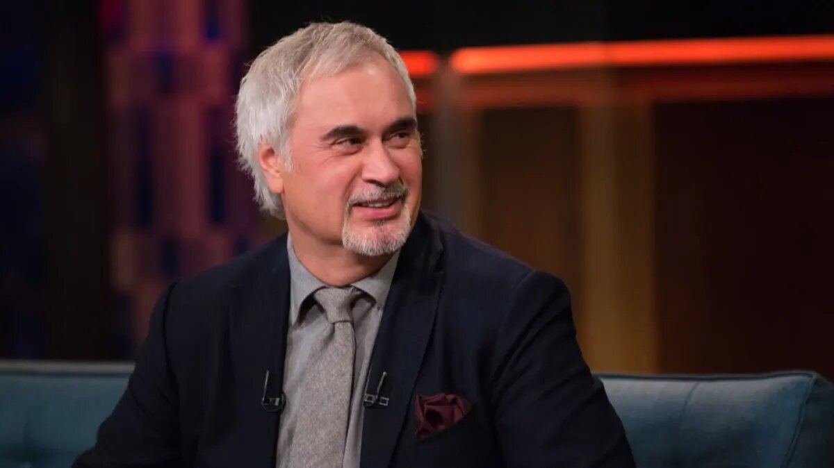 Меладзе споет для россиян за 70 тысяч рублей. Фото: стоп-кадр из «Вечерний Ургант»