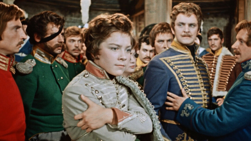 кадр из фильма "Гусарская баллада"