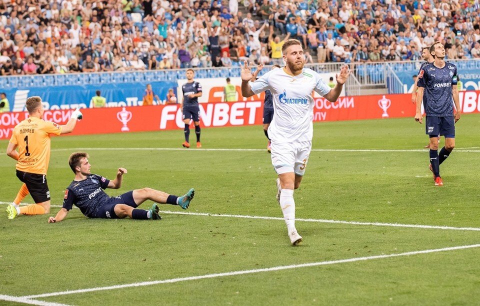    Иван Сергеев не стал праздновать гол в ворота "Крыльев Советов". Фото: ФК "Зенит"