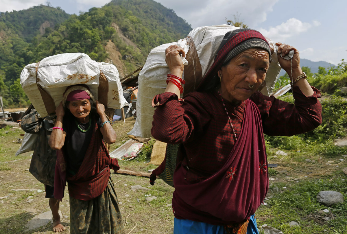 Мнение местных жителей. Непал народ. Высокогорный Непал. Непальские шерпы. Непал 2006.