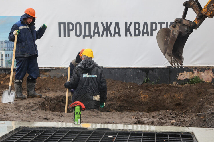 На рынок жилой недвижимости продолжает влиять жесткая денежно-кредитная политика ЦБ РФ. Также рынок разогревали нестабильность валют и рост первоначального взноса в ипотечных государственных программах Фото: «БИЗНЕС Online»