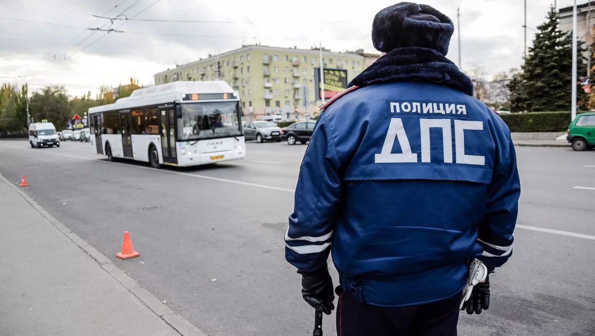     Сегодня, 21 сентября, Госавтоинспекция в содружестве с другими ведомствами, проводит проверки автобусов.