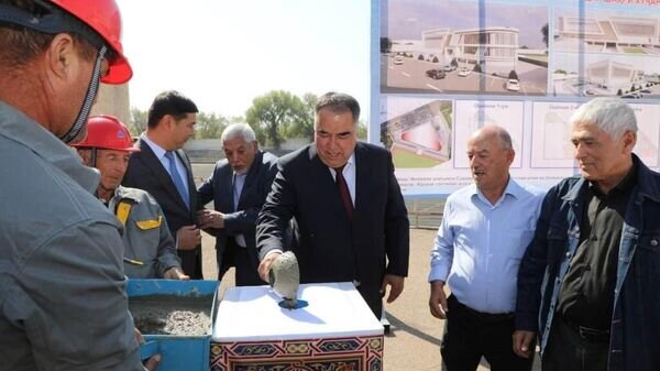    © Foto / Пресс-служба председателя Согдийской области