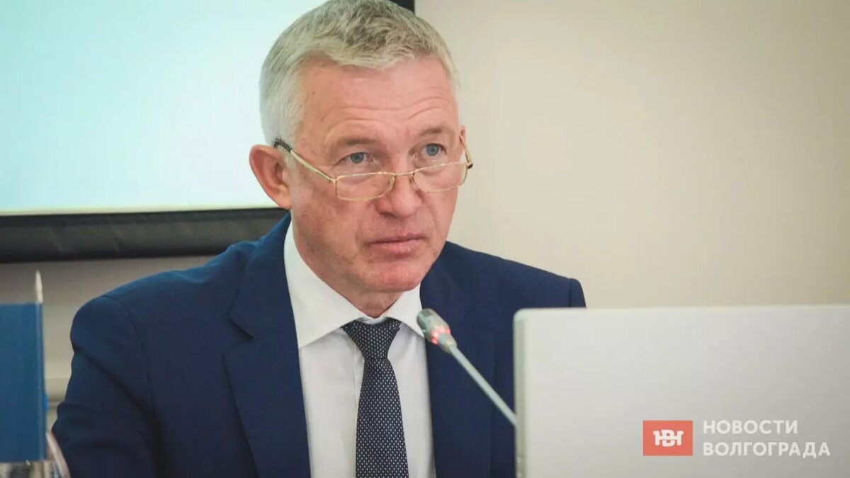     Единороссы выдвинули кандидатуру Владлена Колесникова на должность председателя Волгоградской городской Думы нового созыва, согласно решению регионального отделения партии.