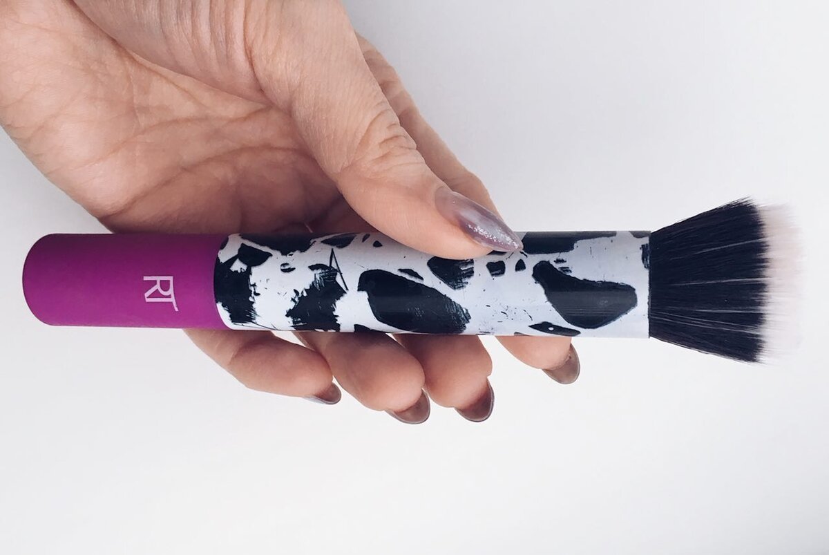 Stippling brush