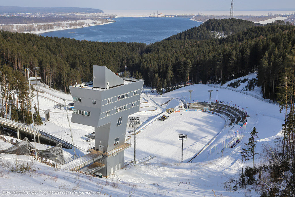 Центр подготовки зимних видов спорта. Горнолыжка Снежинка в Чайковском. Горнолыжка Железногорск Красноярский край. Горнолыжный комплекс Снежинка Чайковский. Чайковский город лыжная база.