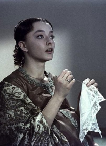 Анастасия Вертинская в роли Лизы Болконской