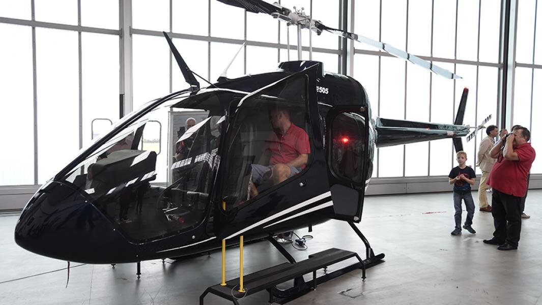 Американский вертолет Helicopter Bell 505 Jet Ranger X. Фото: TASS/Zuma/Roman Vondrous