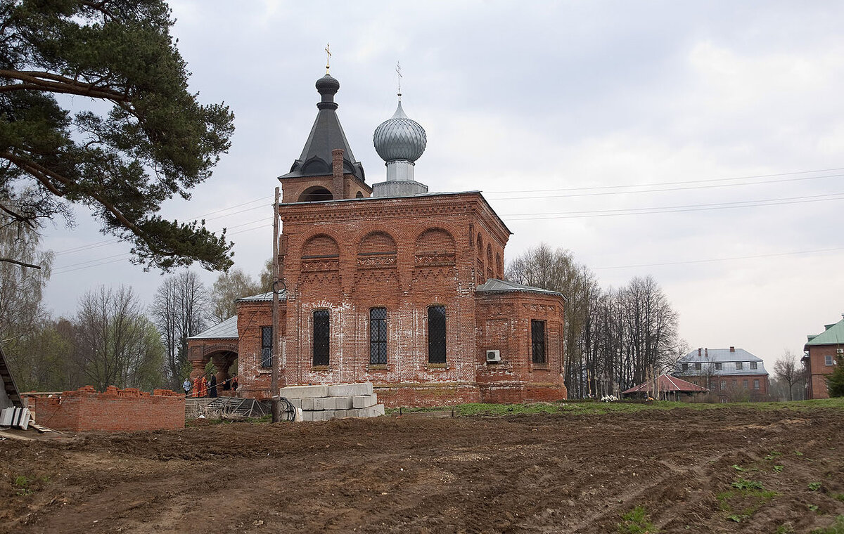 Свято-Алексиевская пустынь в Ярославской области 