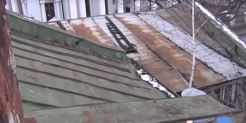 Коррозия на кровельном железе 