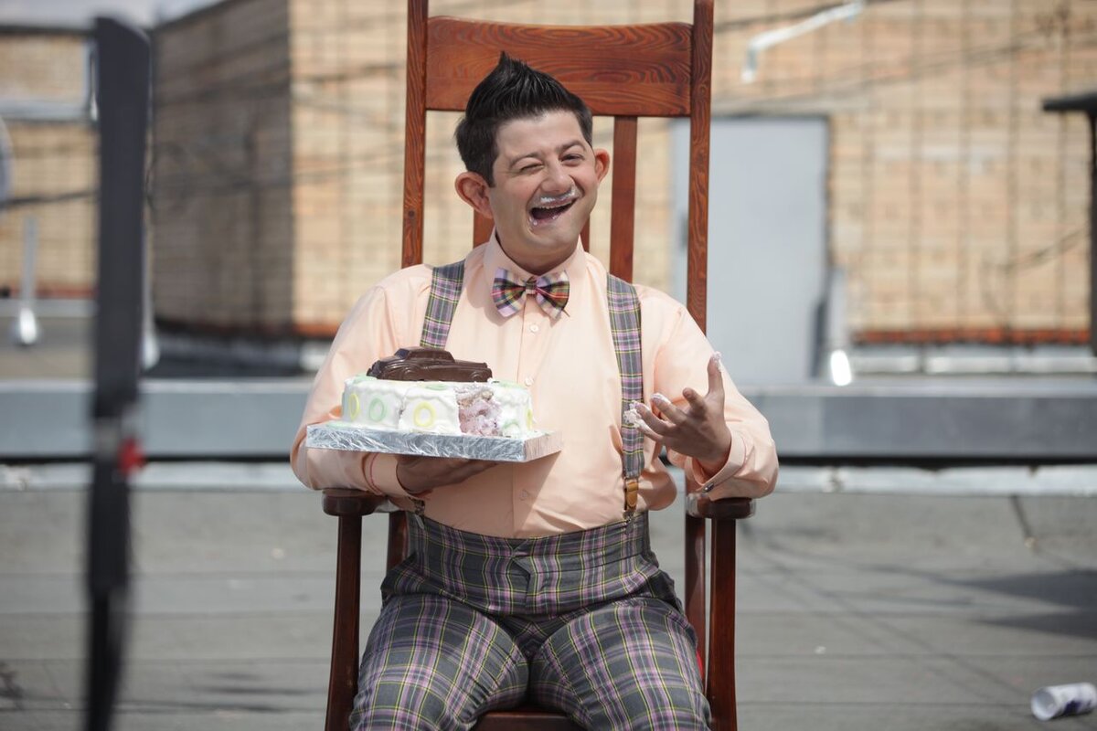 Кадр из фильма «Тот ещё Карлосон!»