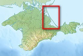 Арабатская Стрелка является природным заказником. На российской её части почти нет жителей, всего несколько человек. 