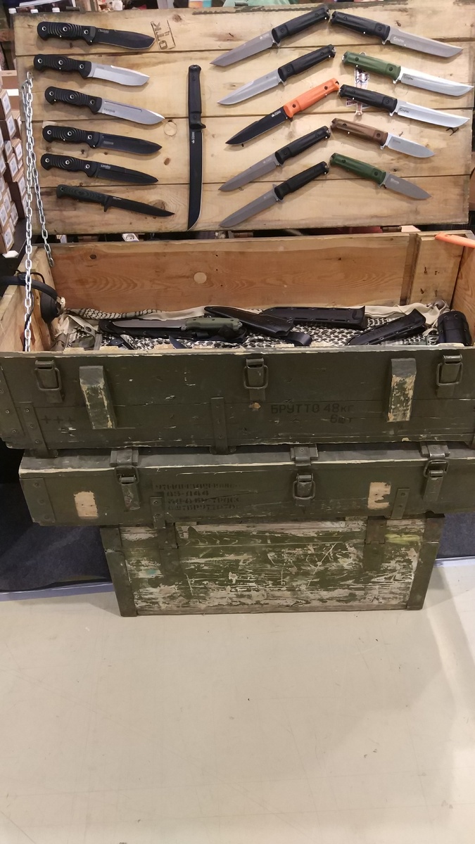 Стенд Kizlyar Supreme