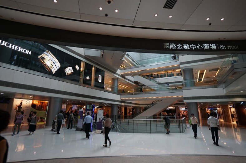 Фото IFC MOLL (Гонконг).