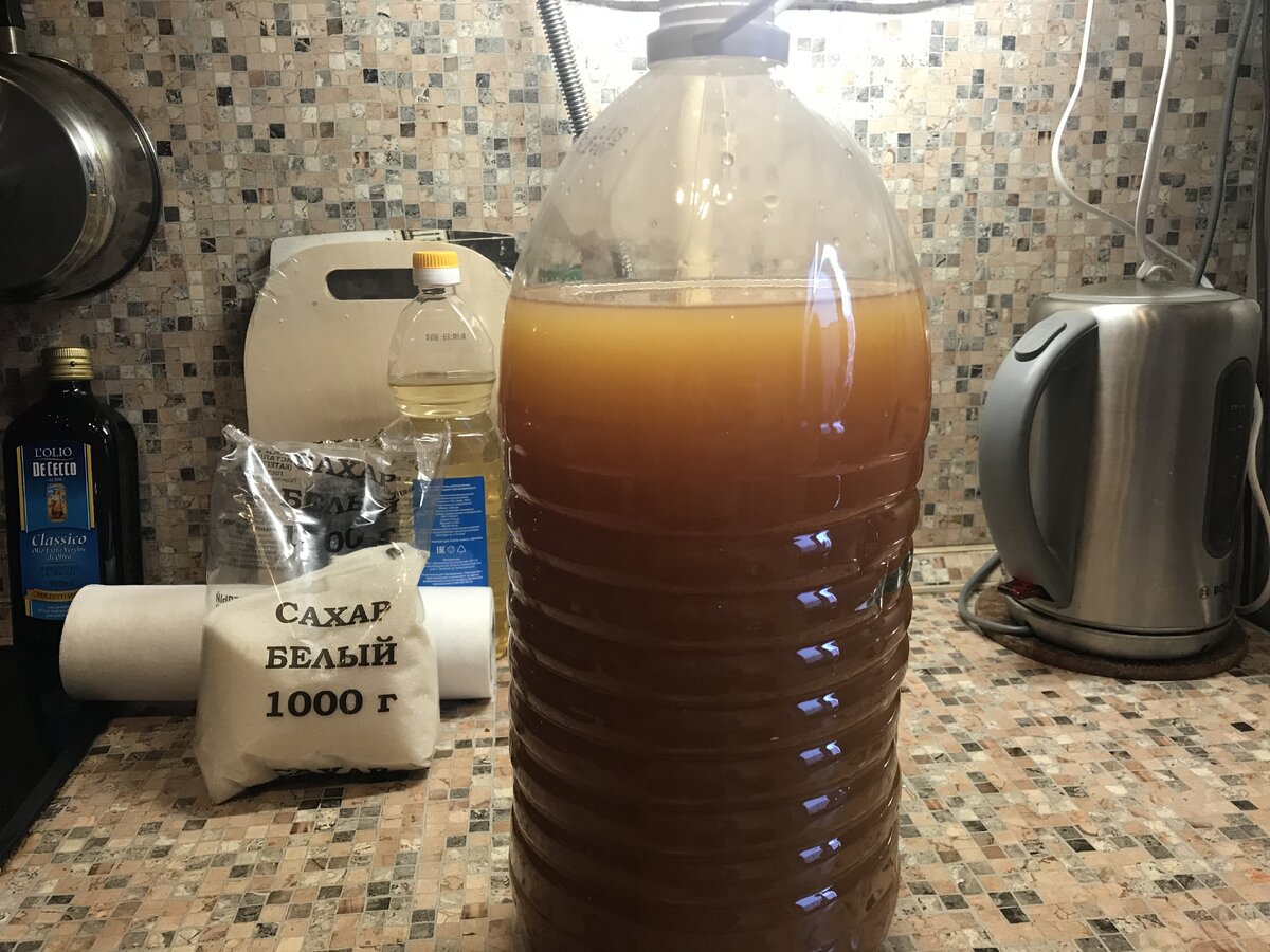 А вот и квас, о котором расскажу в следующей статье. Не является рекламой ничего!!