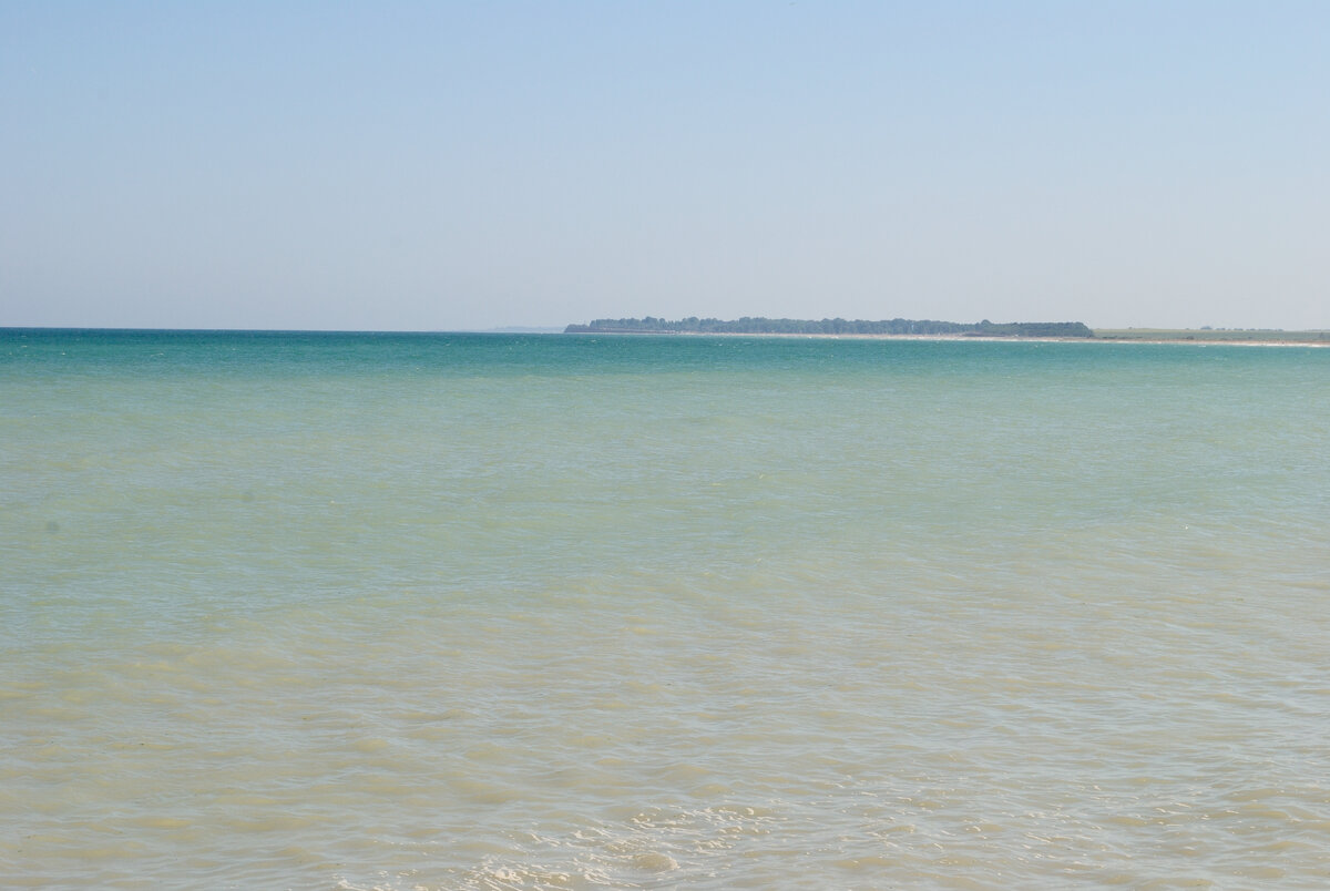 Море после шторма - видите, какая мутная вода? Фото я делала 2 августа.