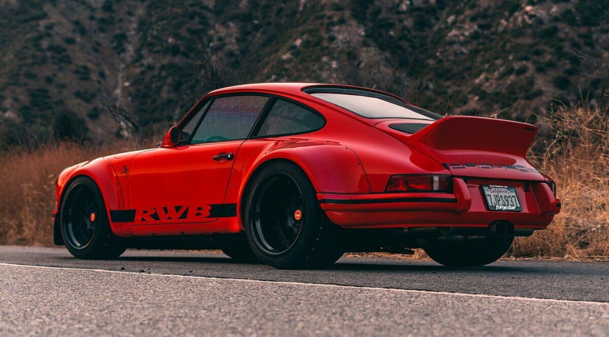 Porsche 911 by RWB 2019 года