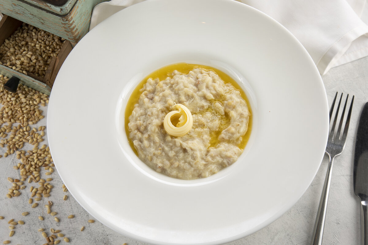 Ариса с курицей