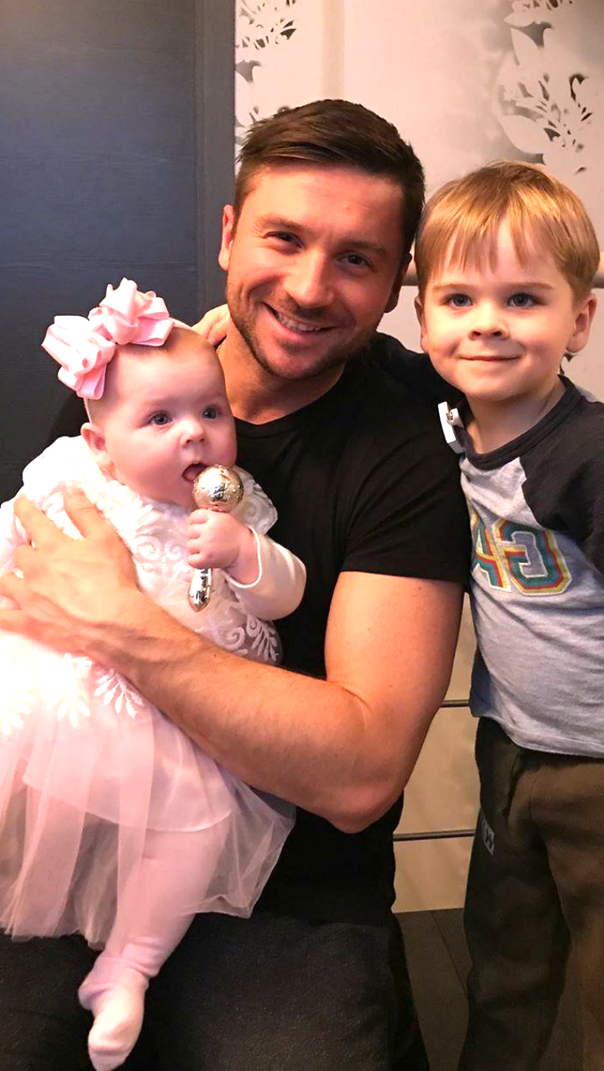 Семья знаменитости, Сергей Лазарев 