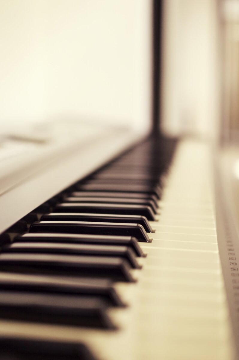 https://www.pexels.com/photo/macro-photo-of-piano-keys-191240/