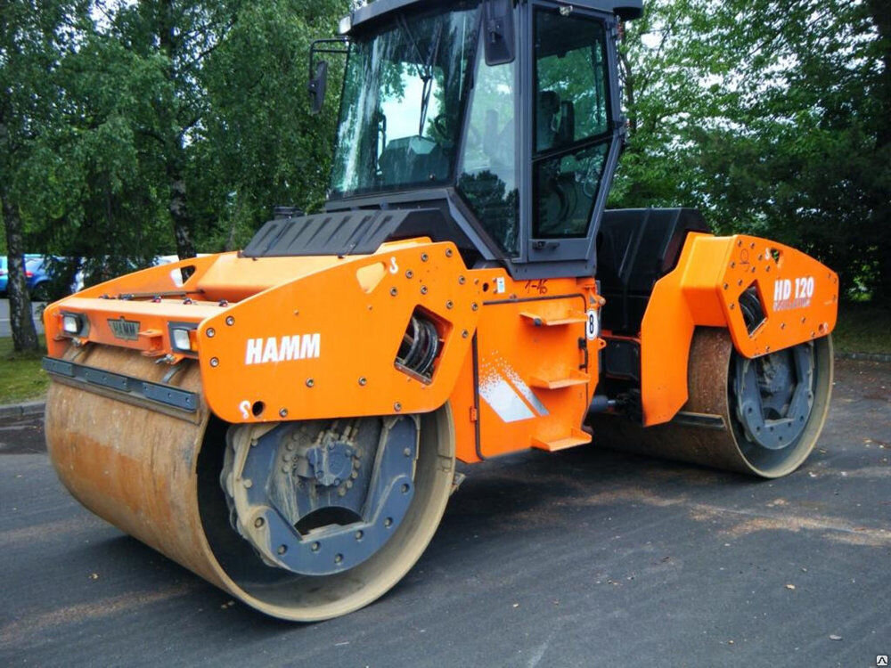 Асфальтоукладчик Hamm