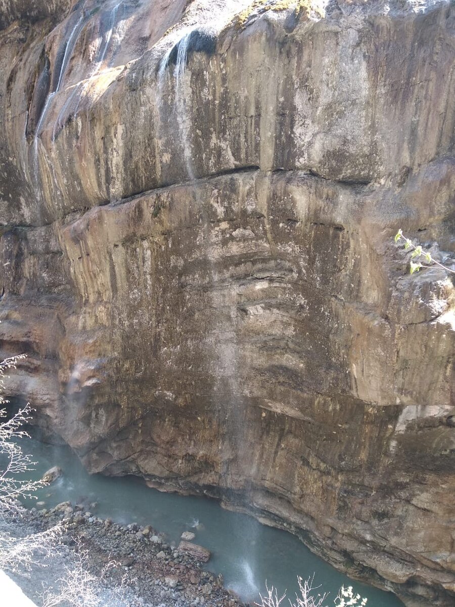 это Большой Чегемский водопад