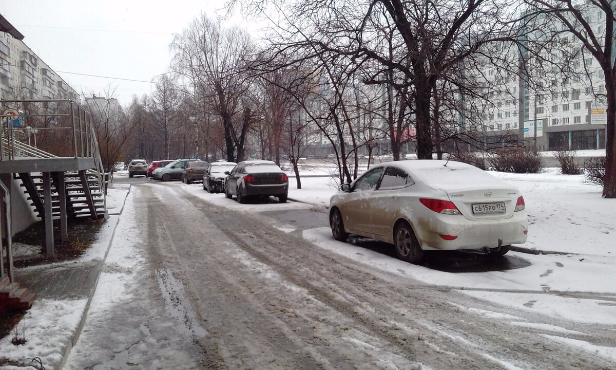 Март в родном городе, однако.