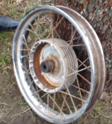 Колесо от мотоцикла ИЖ.