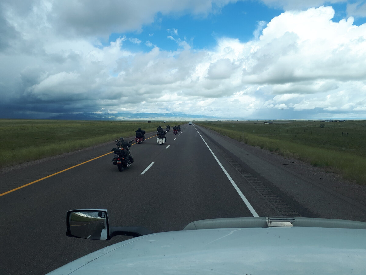 Одна из первых фотографий которую мне прислал Саня)