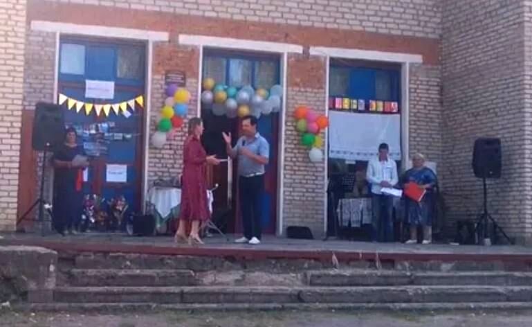 Дом культуры в деревне Епишево, Смоленская область (иллюстрация из открытых источников)