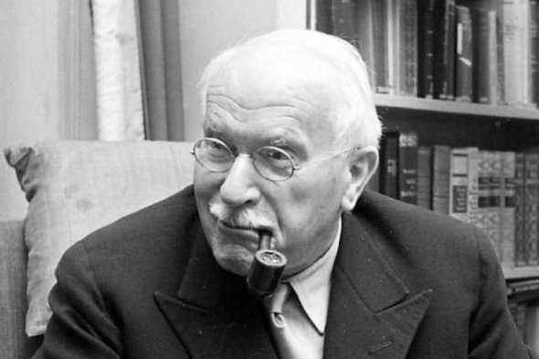 К.Г.Юнг - швейцарский психолог и психиатр, основоположник аналитической психологии