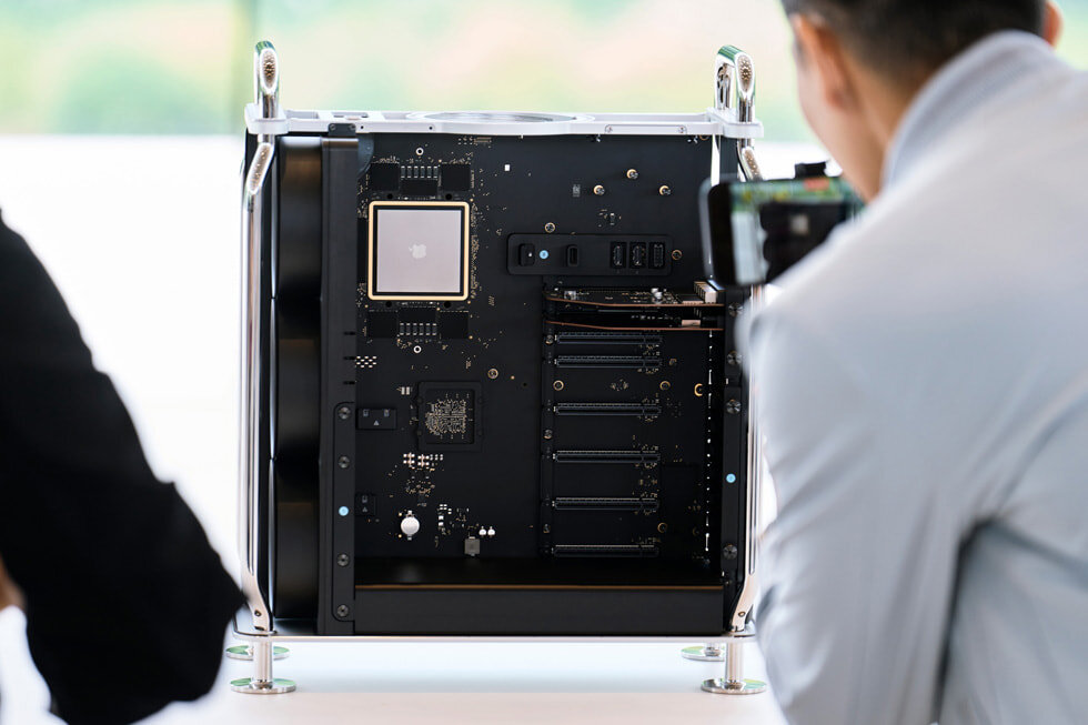    Mac Pro M2 Ultra