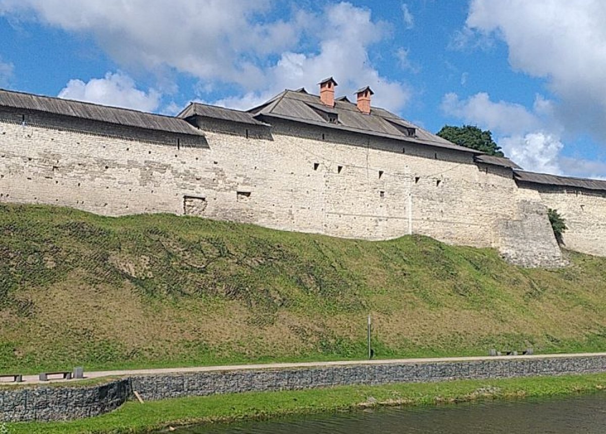    Пороховые погреба в Псковском кремле отреставрируют до конца года