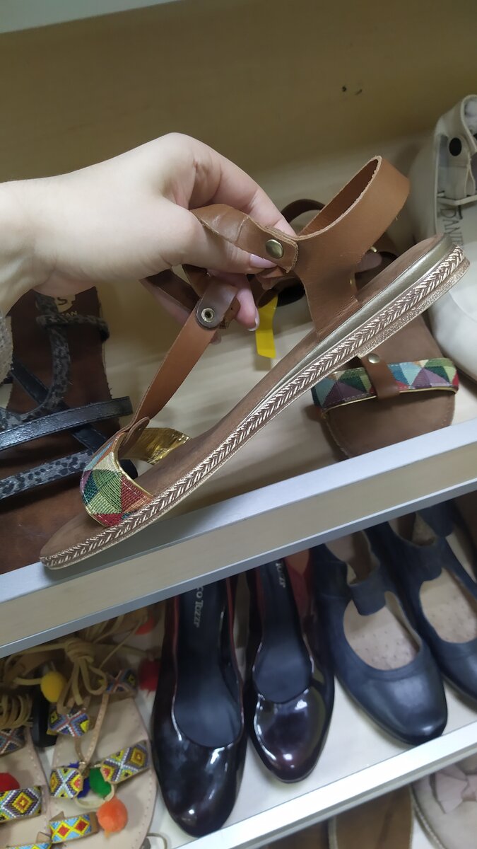 Сандалии Tamaris.