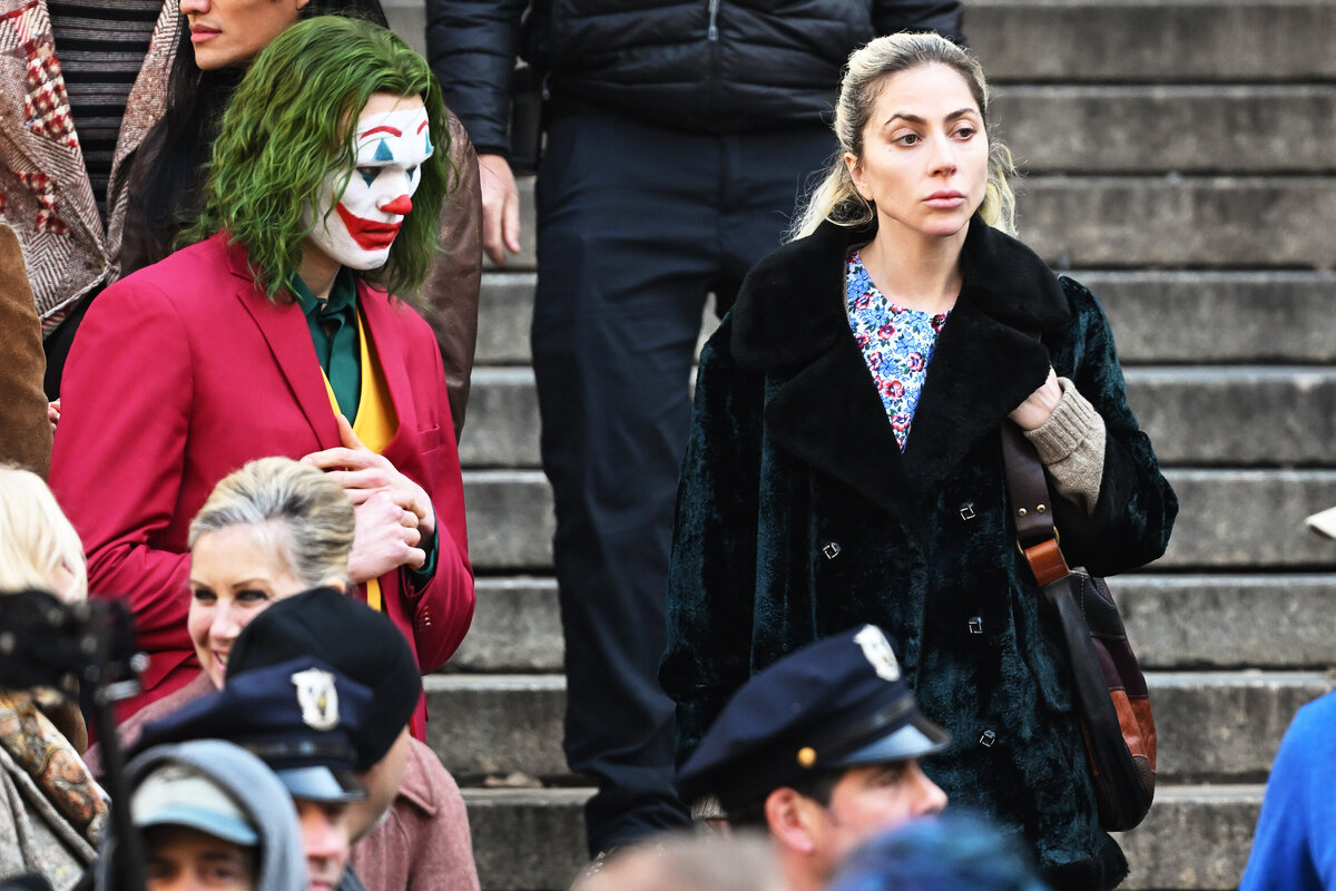     Появились первые кадры Леди Гаги в образе Харли Квинн: посмотрите, как она выглядит!