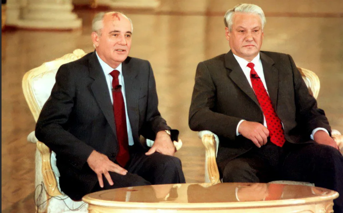 Горбачев и Ельцин. Горбачев 1991. Горбачев и б н ельцин