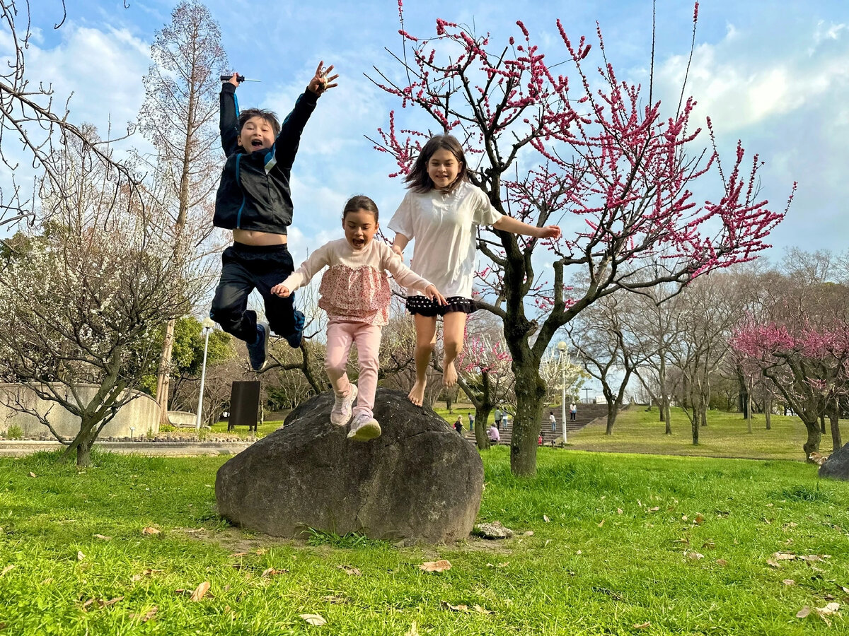 Детки веселятся.