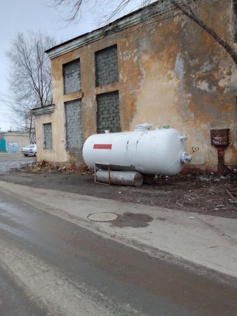 Окрашено, но глаз не радует.