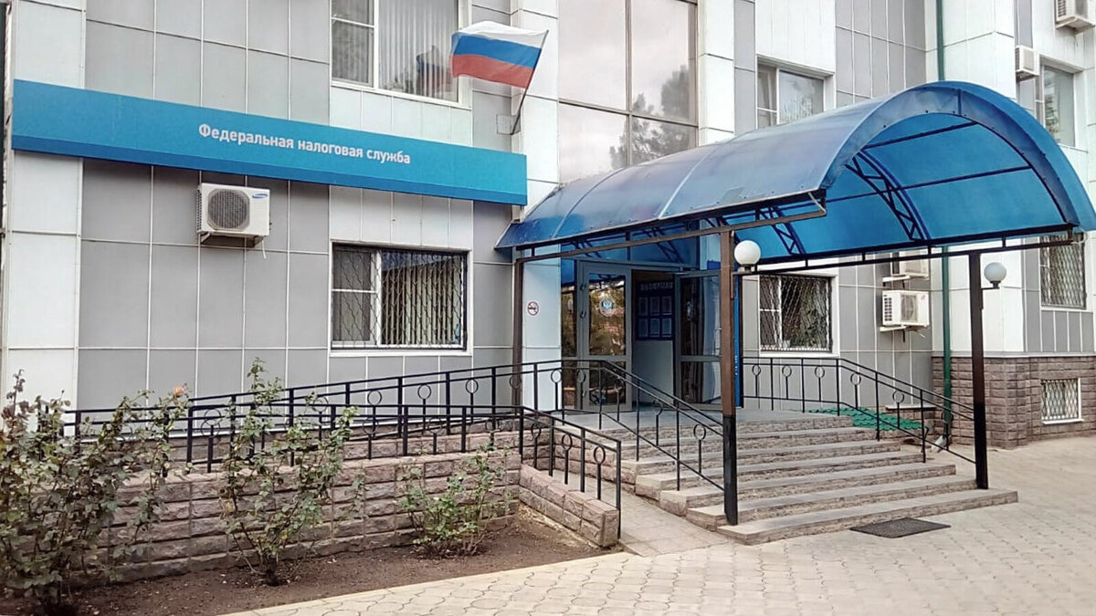     Госслужащего обвиняют в получении взятки от коммерческой фирмы, сообщили в прокуратуре и следкоме Ставрополья.