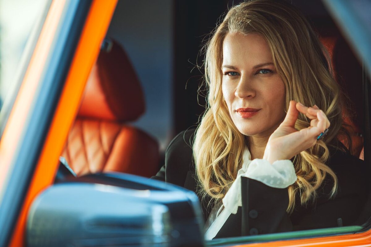 Александра Ребенок сыграет прохиндейку Барбару во втором сезоне сериала "Против всех" / платформа START