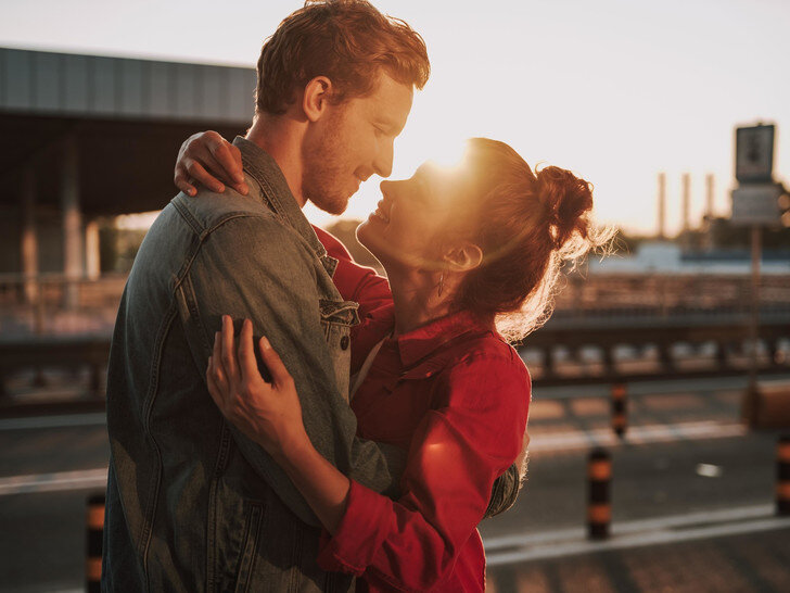 7 возможных мужских реакций на информацию о ваших прошлых отношениях.